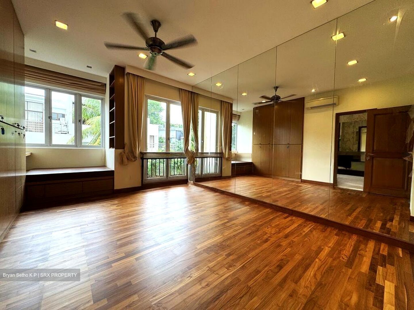 The Greenwood (D11), Terrace #445222441